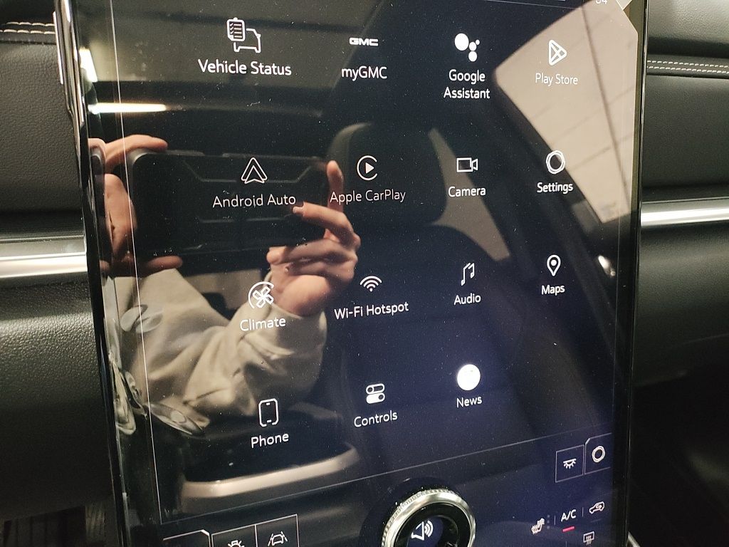 New 2026 Silver GMC Elevation image 30