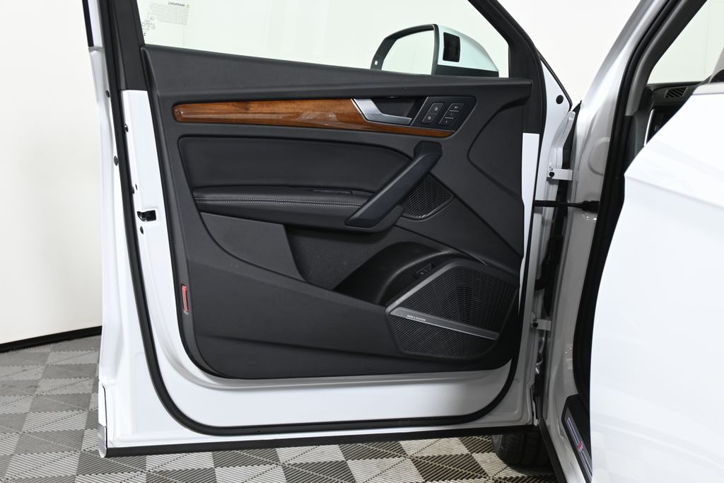 2023 Audi Q5 e Prestige 31