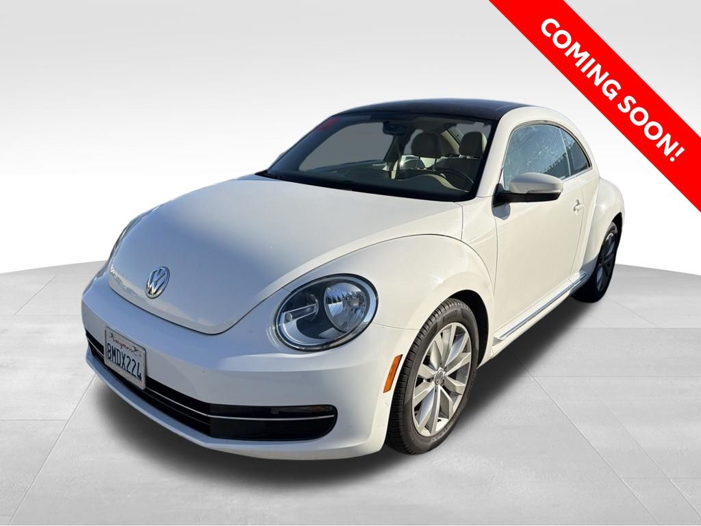 Candy White 2013 Volkswagen Beetle Hatchback Front-Wheel Drive 6-Speed Dual Clutch