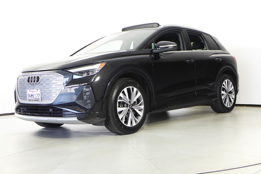 Thumbnail: 2023 Audi Q4 e-tron - 2