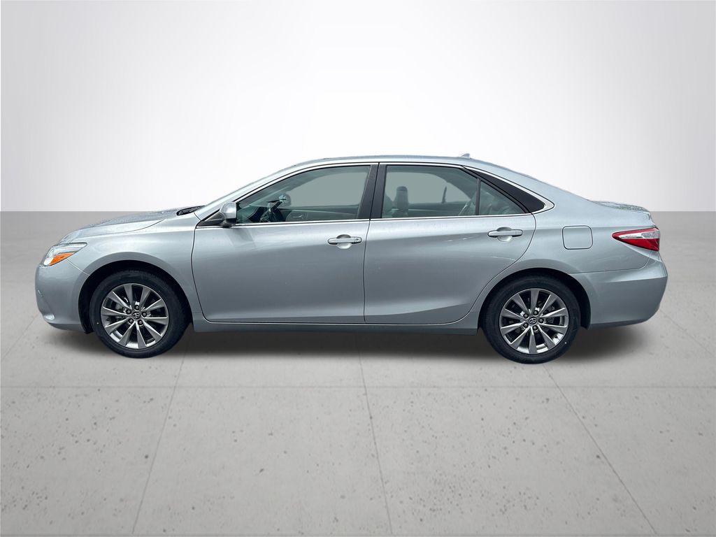 2016 Toyota Camry XLE