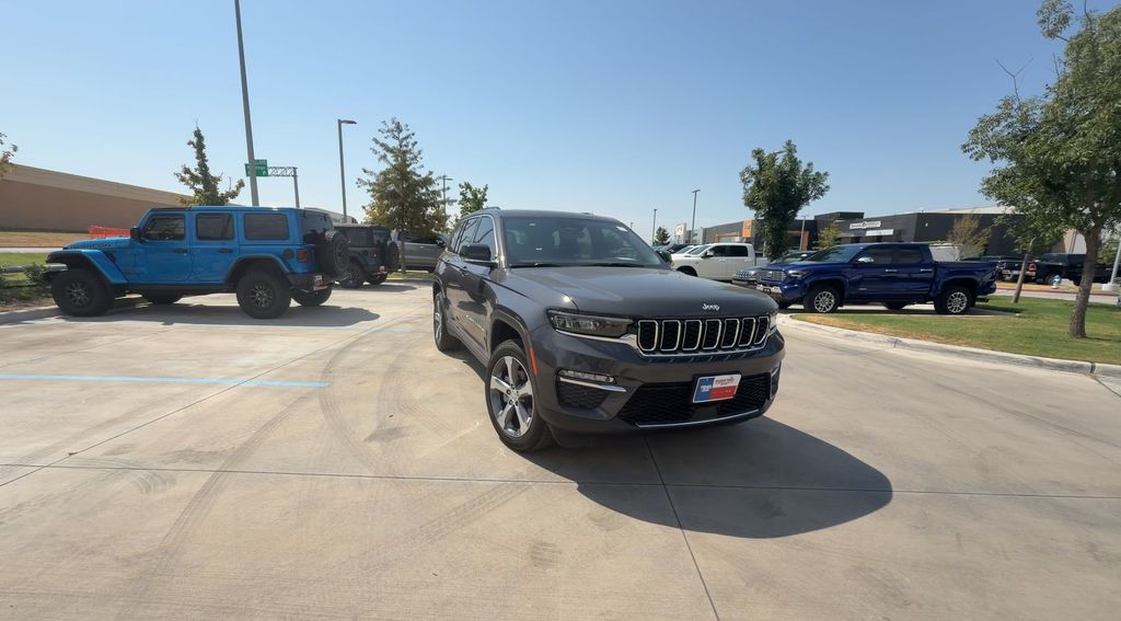  2025 Jeep Grand Cherokee Limited RWD   