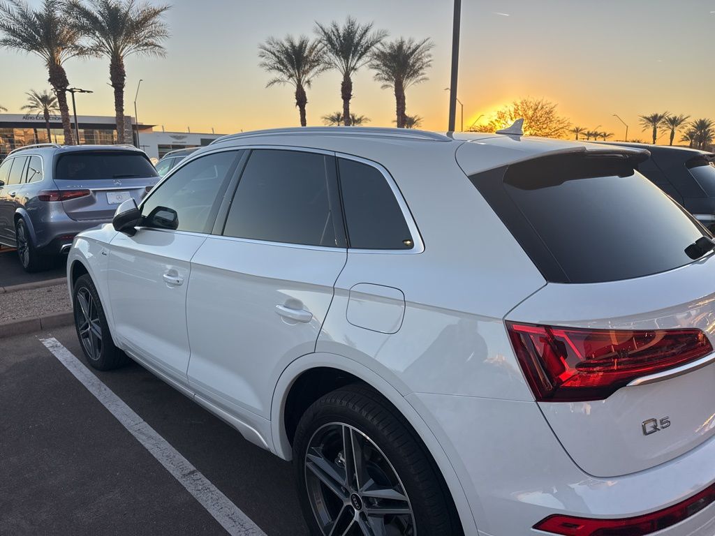 Thumbnail: 2021 Audi Q5 - 4