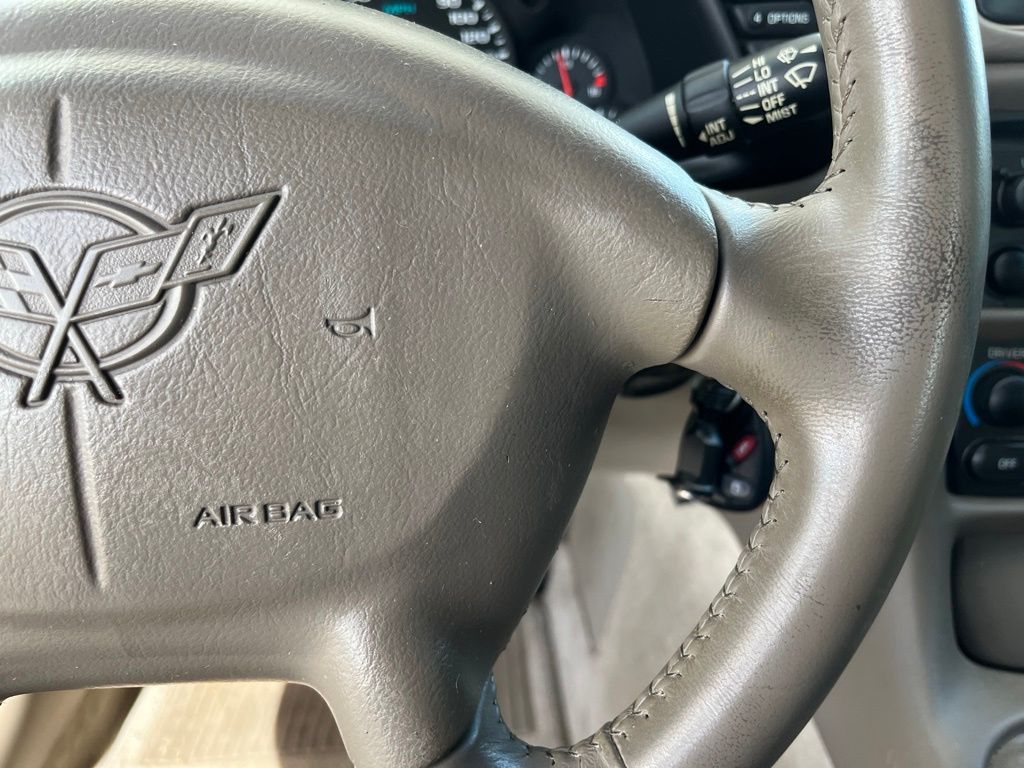 Thumbnail: 2003 Chevrolet Corvette - 17