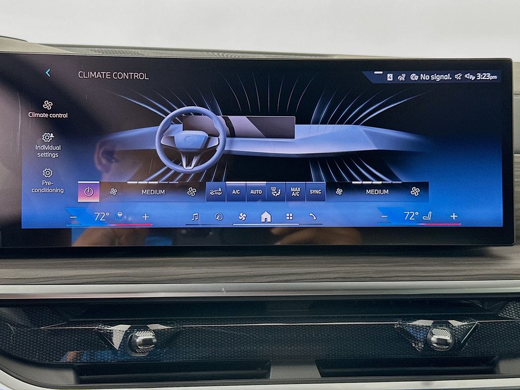 Thumbnail: 2026 BMW X5 - 14