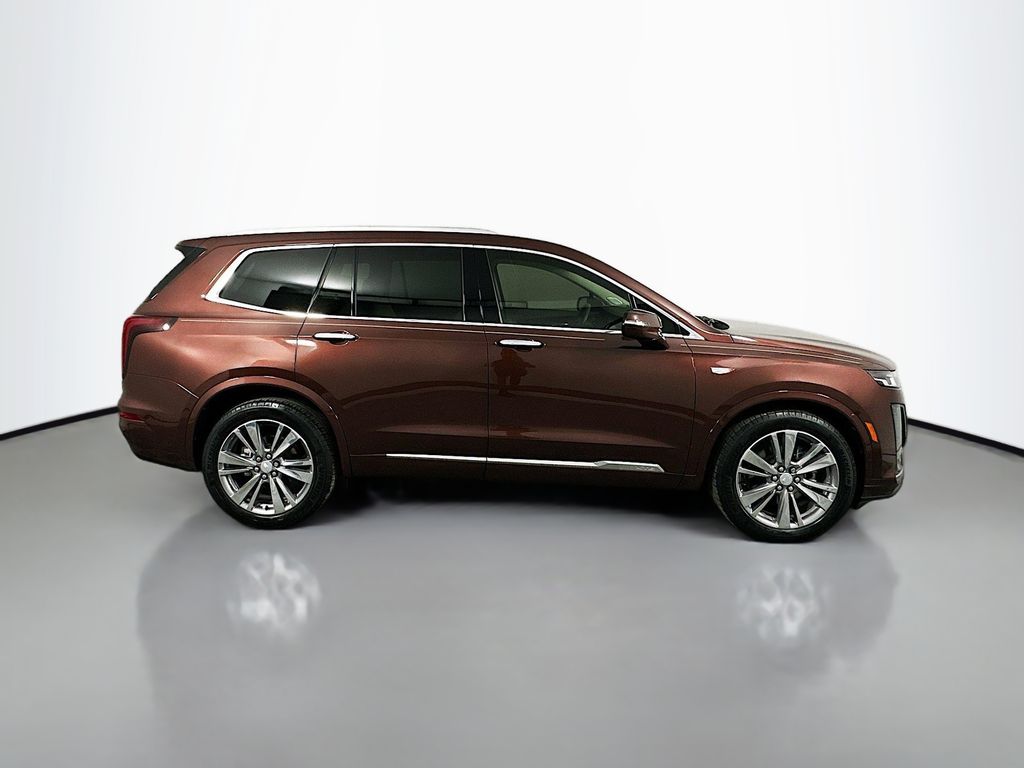 2022 Cadillac XT6 Premium Luxury 4