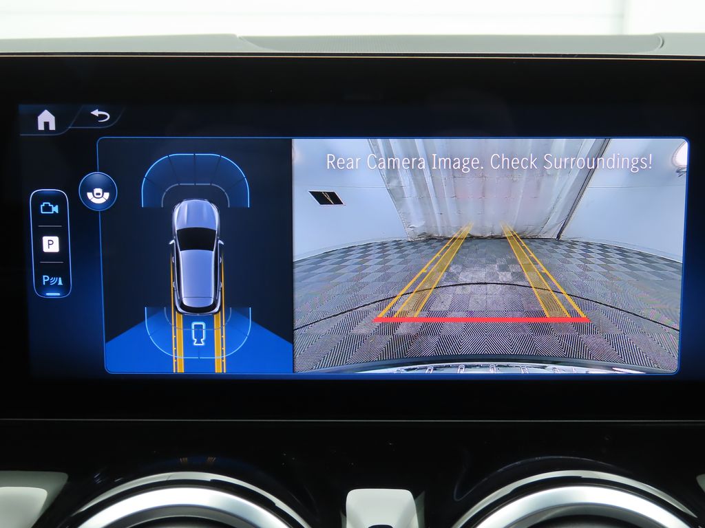 Thumbnail: 2025 Mercedes-Benz GLA - 15