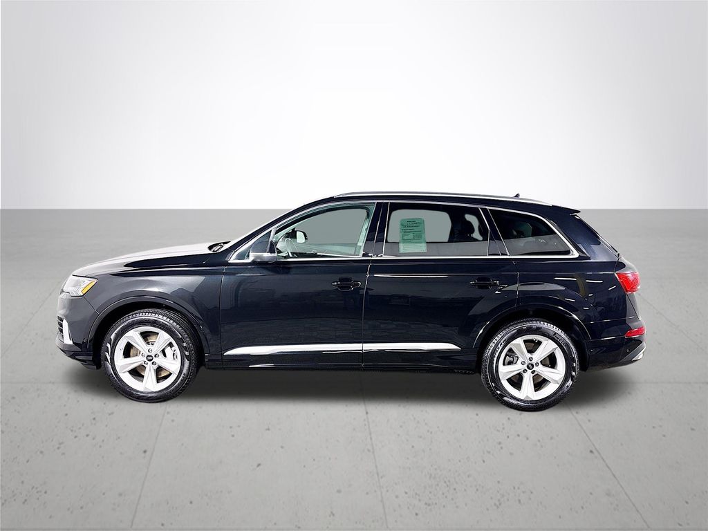 2024 Audi Q7 45 Premium Plus