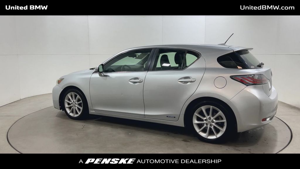 2013 Lexus CT 200h 6
