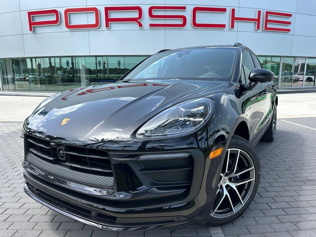 Thumbnail: 2026 Porsche Macan - 1