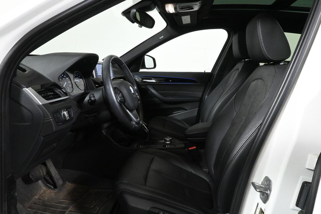 Thumbnail: 2022 BMW X1 - 3