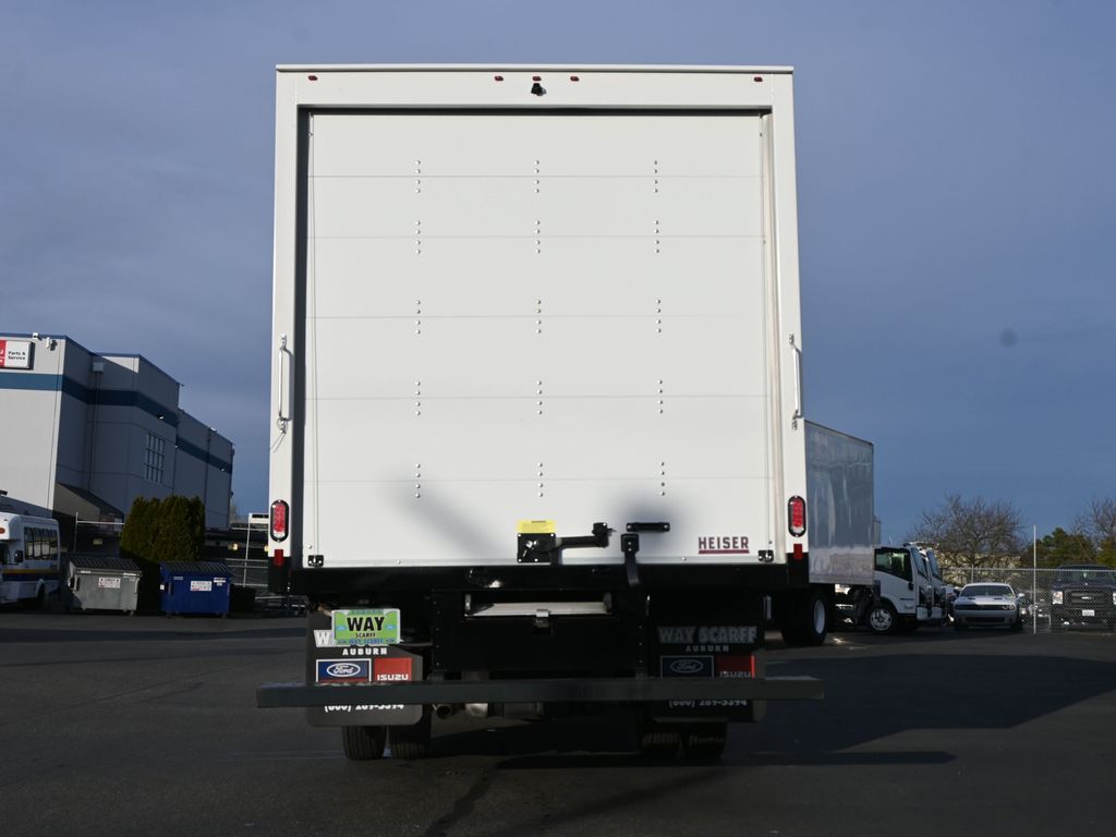 2024 Isuzu NPR HD 