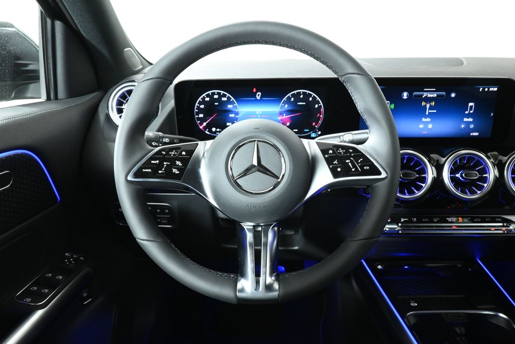 2025 Mercedes-Benz GLA 250 4MATIC 14