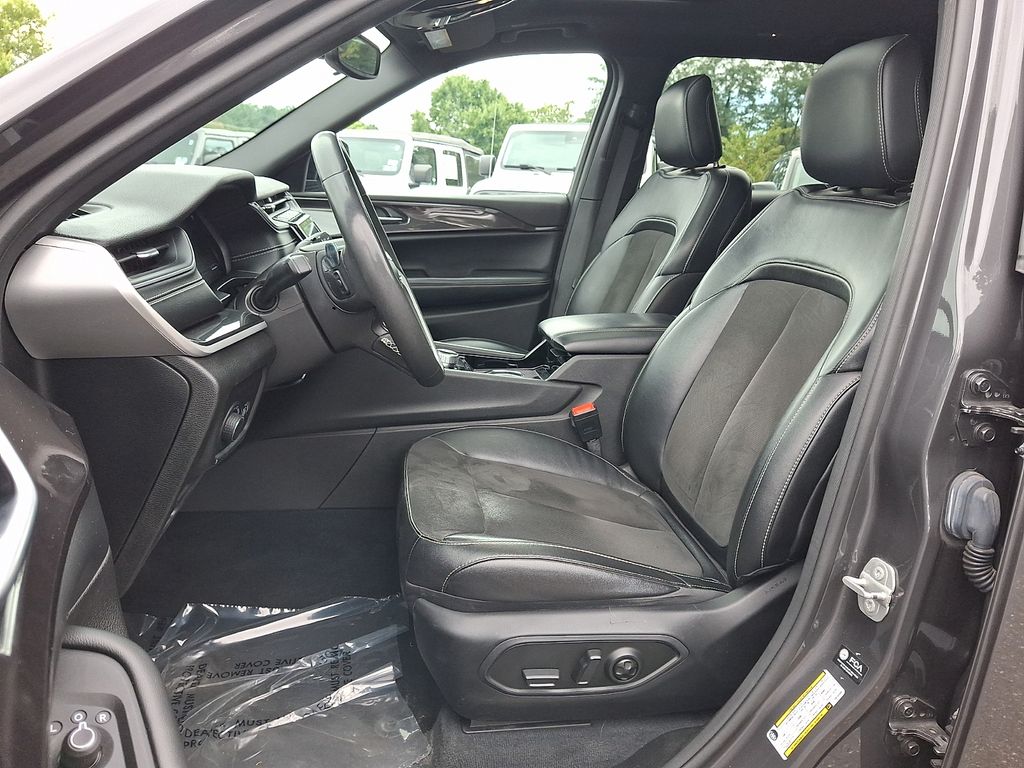 Used 2023 Jeep Grand Cherokee L SUV