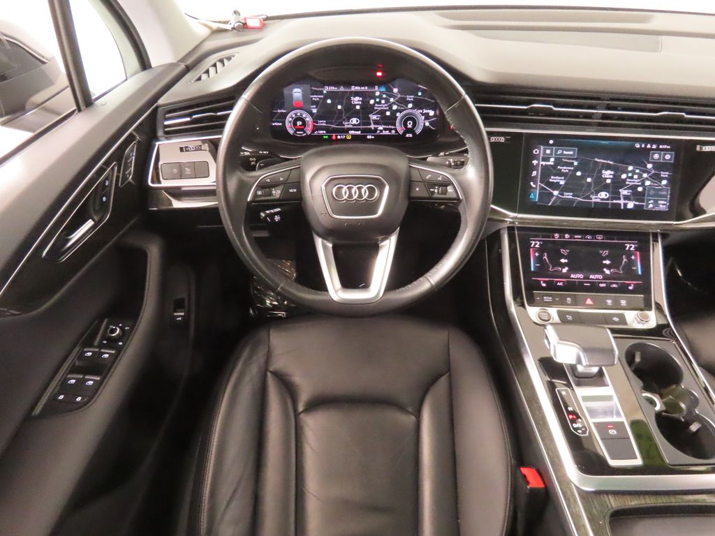 Thumbnail: 2022 Audi Q7 - 12