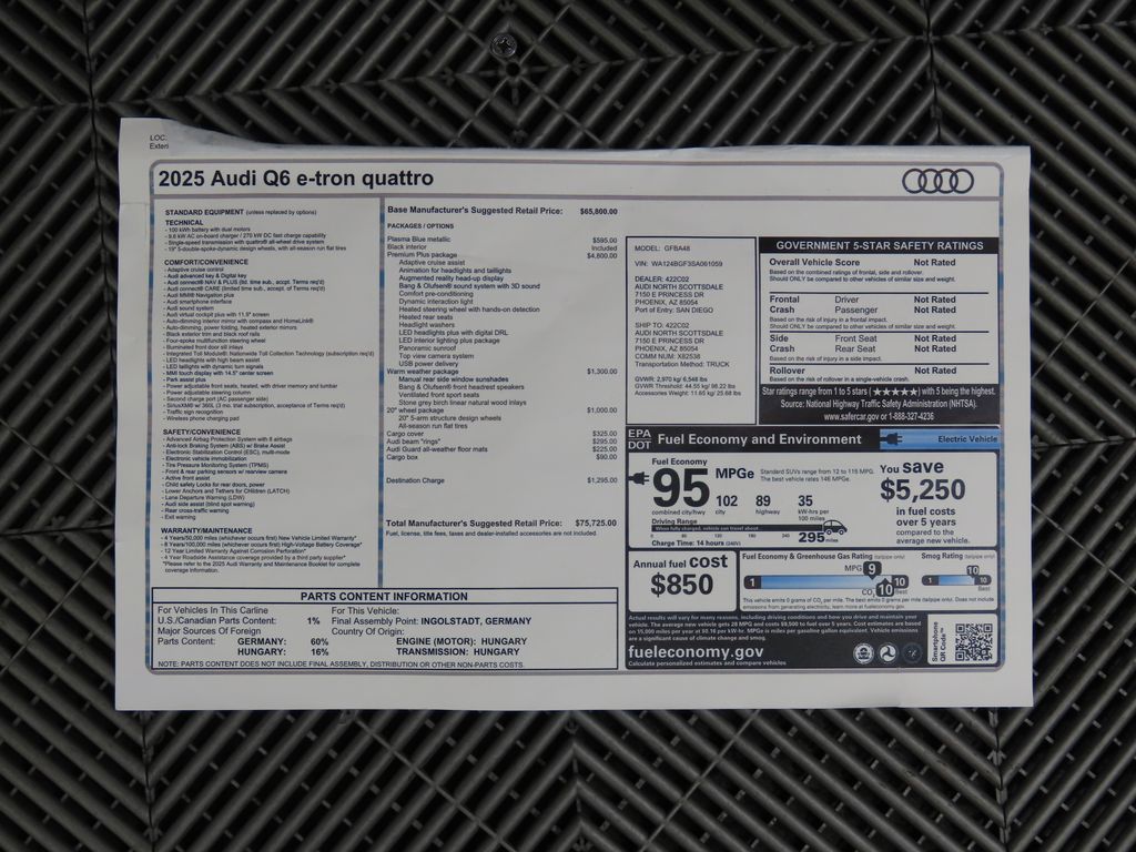 Thumbnail: 2025 Audi Q6 e-tron - 9