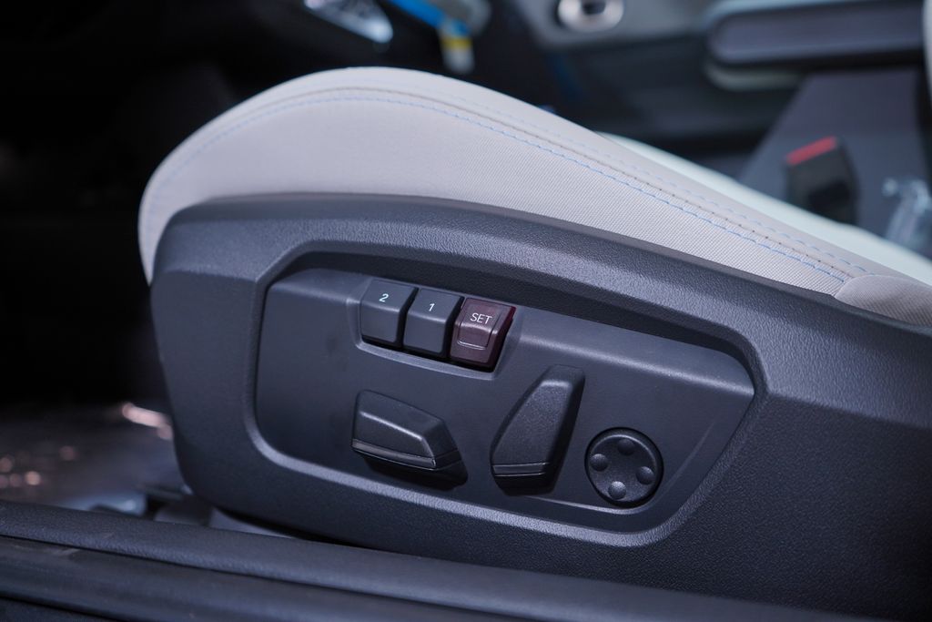 Thumbnail: 2026 MINI Cooper - 15