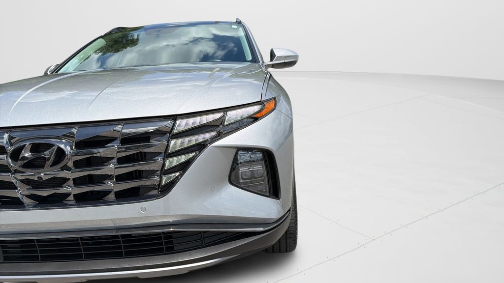 Used 2022 Silver Hyundai Limited image 33