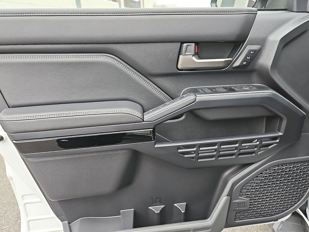 Thumbnail: 2025 Toyota 4Runner - 9