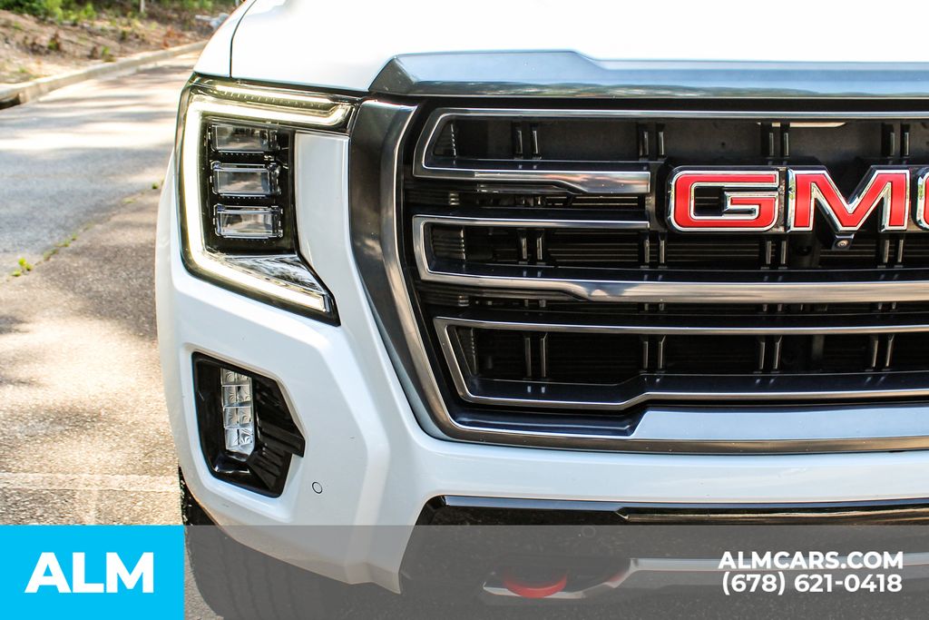 Used 2024 White GMC AT4 image 12