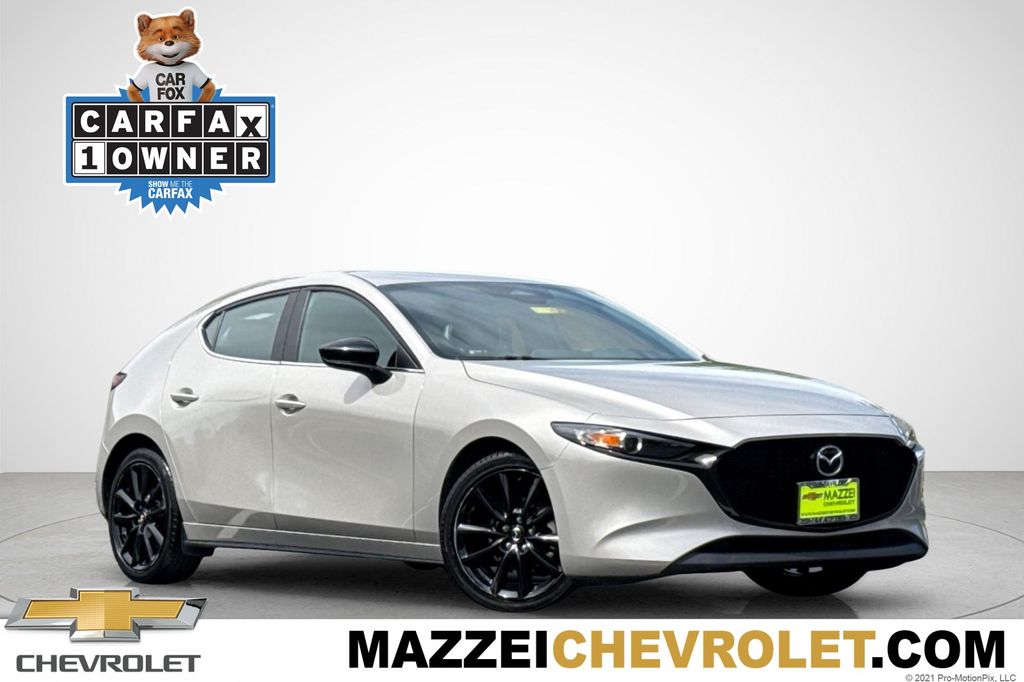 Gray (Platinum Quartz Metallic) 2024 Mazda MAZDA3 2.5 S Select Sport Hatchback FWD Hatchback Front-Wheel Drive 6-Speed Automatic