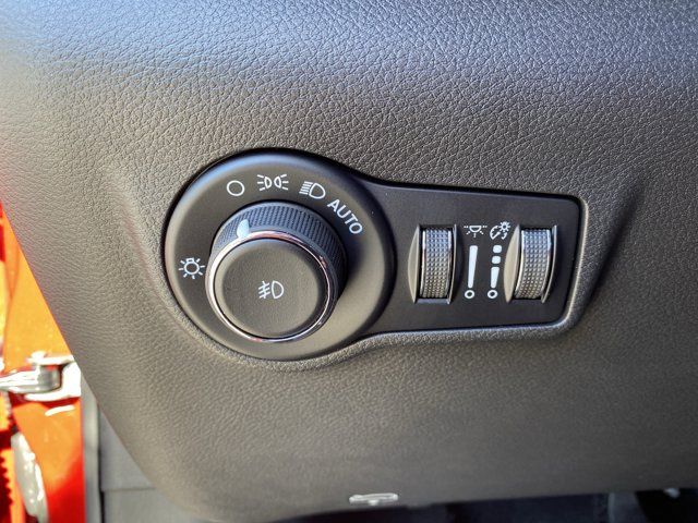 New 2026 Red Jeep Latitude image 18