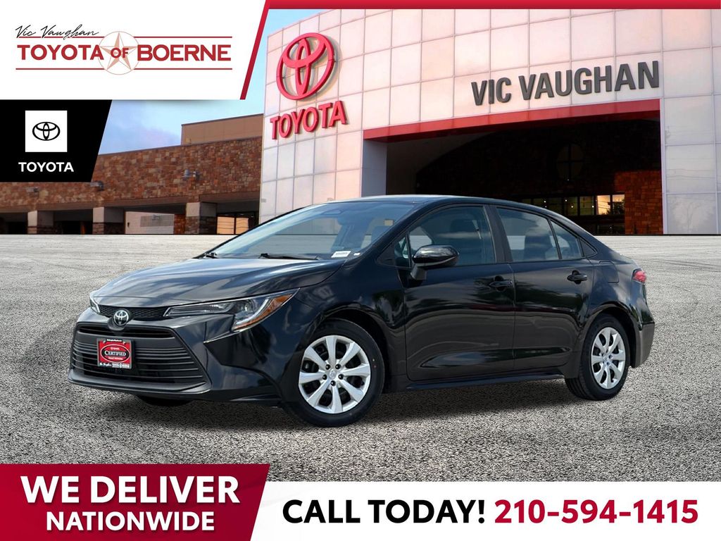 2025 Toyota Corolla LE FWD