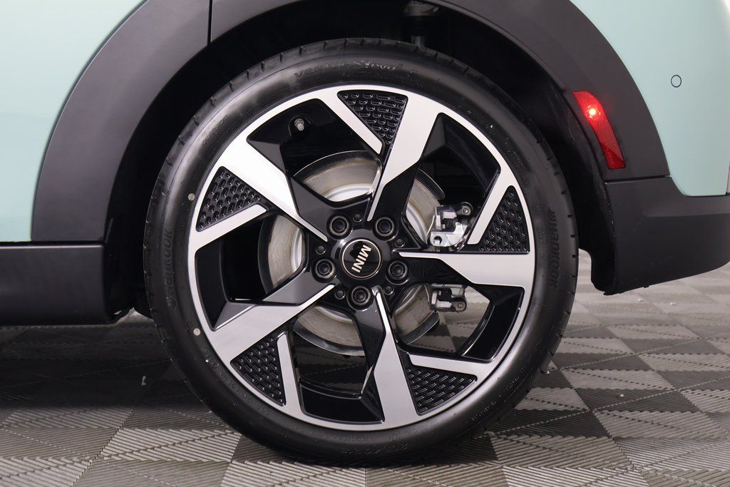 Thumbnail: 2026 MINI Cooper - 10