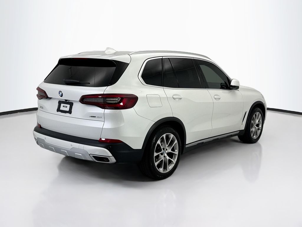 Thumbnail: 2021 BMW X5 - 5