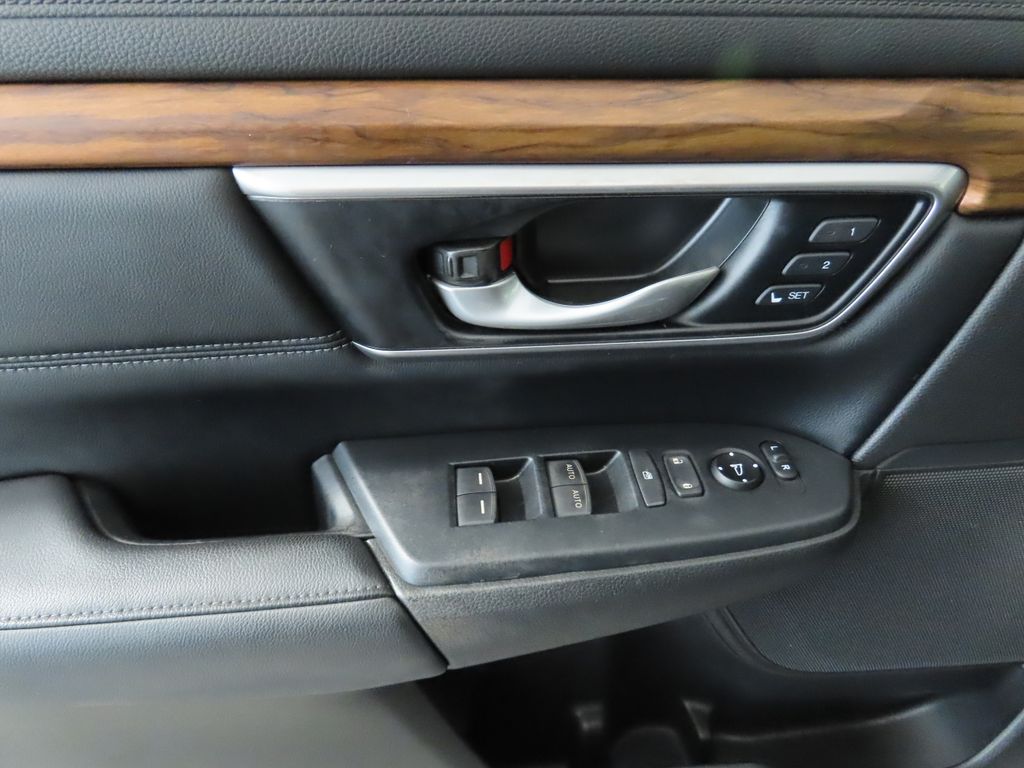 2022 Honda CR-V Touring 24