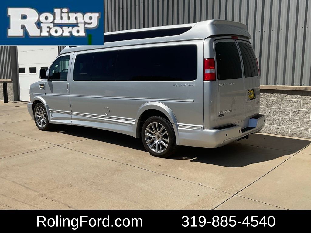 View vehicle photo 3