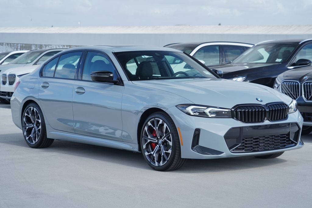 Thumbnail: 2026 BMW 3 Series - 3