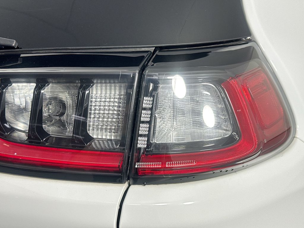 Used Car 2022 Jeep Cherokee  X For Sale Under $25,000 In Austin, Texas