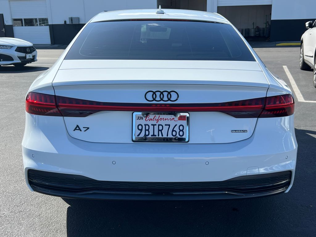 Thumbnail: 2022 Audi A7 - 10