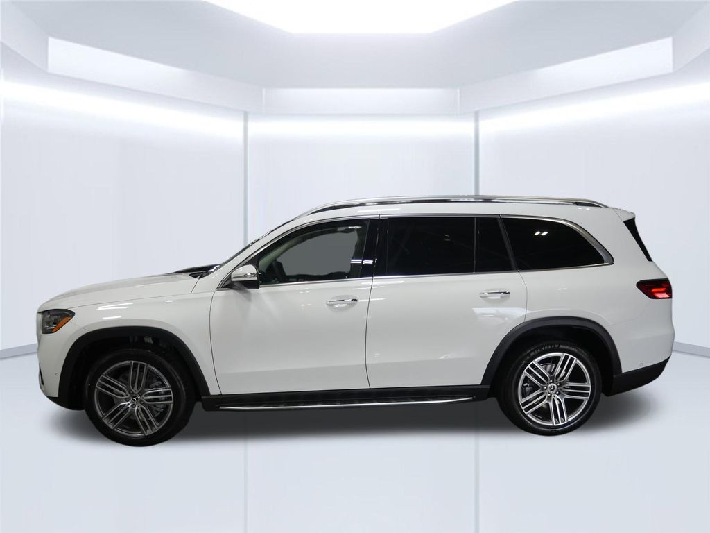 Thumbnail: 2026 Mercedes-Benz GLS - 2