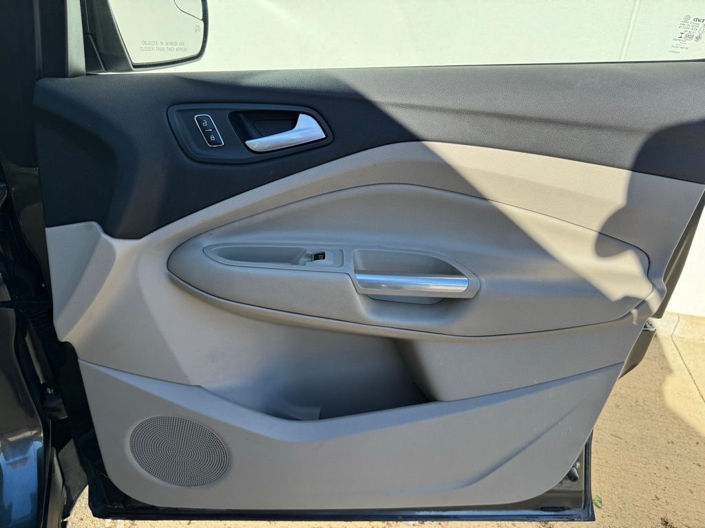 Used Car 2015 Ford Escape  Titanium For Sale Under $12,000 In Georgetown, Texas