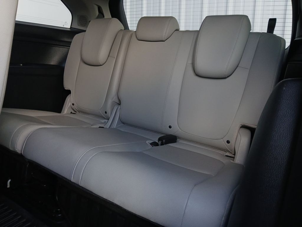 Used Car 2018 Honda Odyssey  Elite For Sale Under $20,000 In Austin, Texas