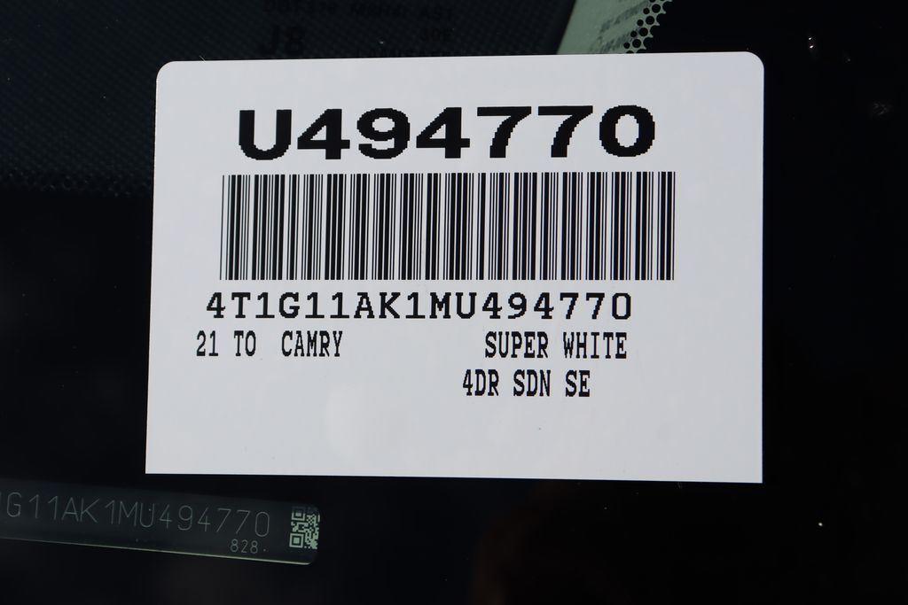 2021 Toyota Camry SE 7