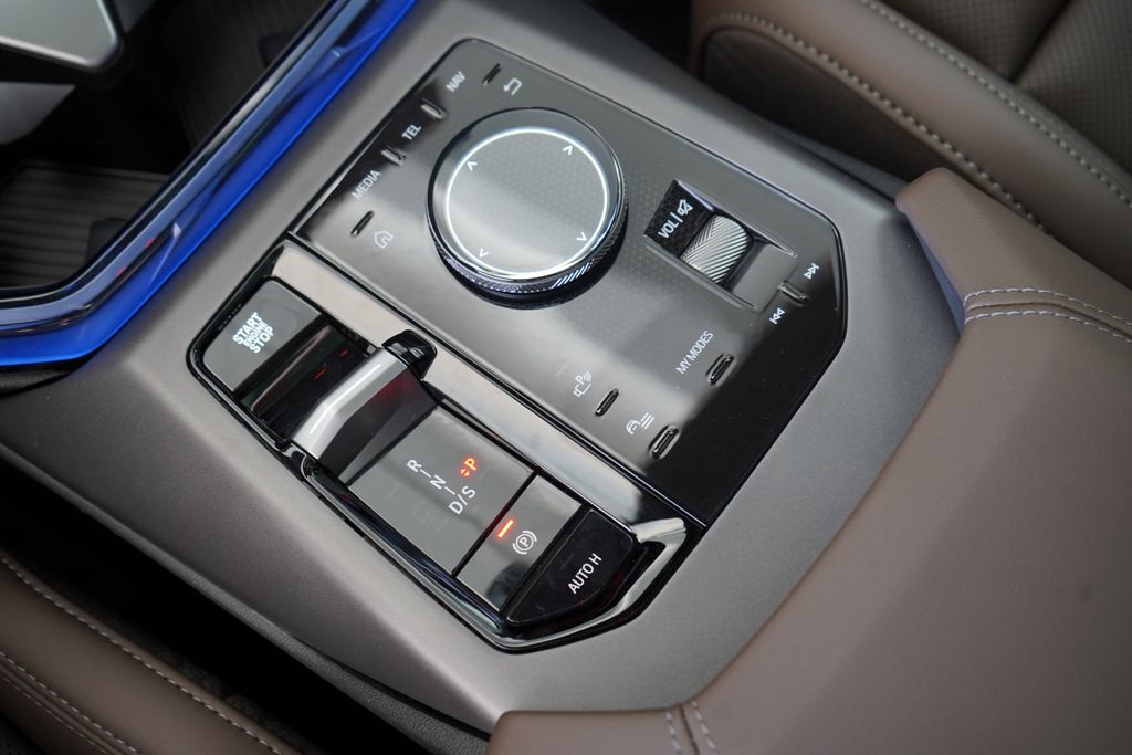 Thumbnail: 2026 BMW X3 - 19