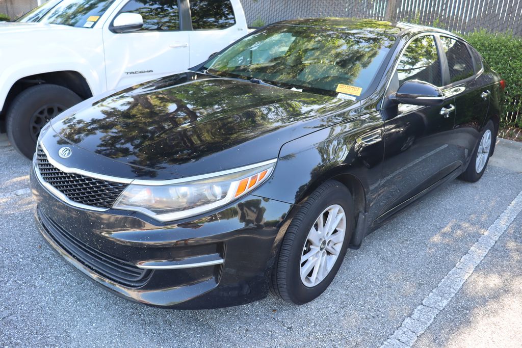 Thumbnail: 2017 Kia Optima - 2