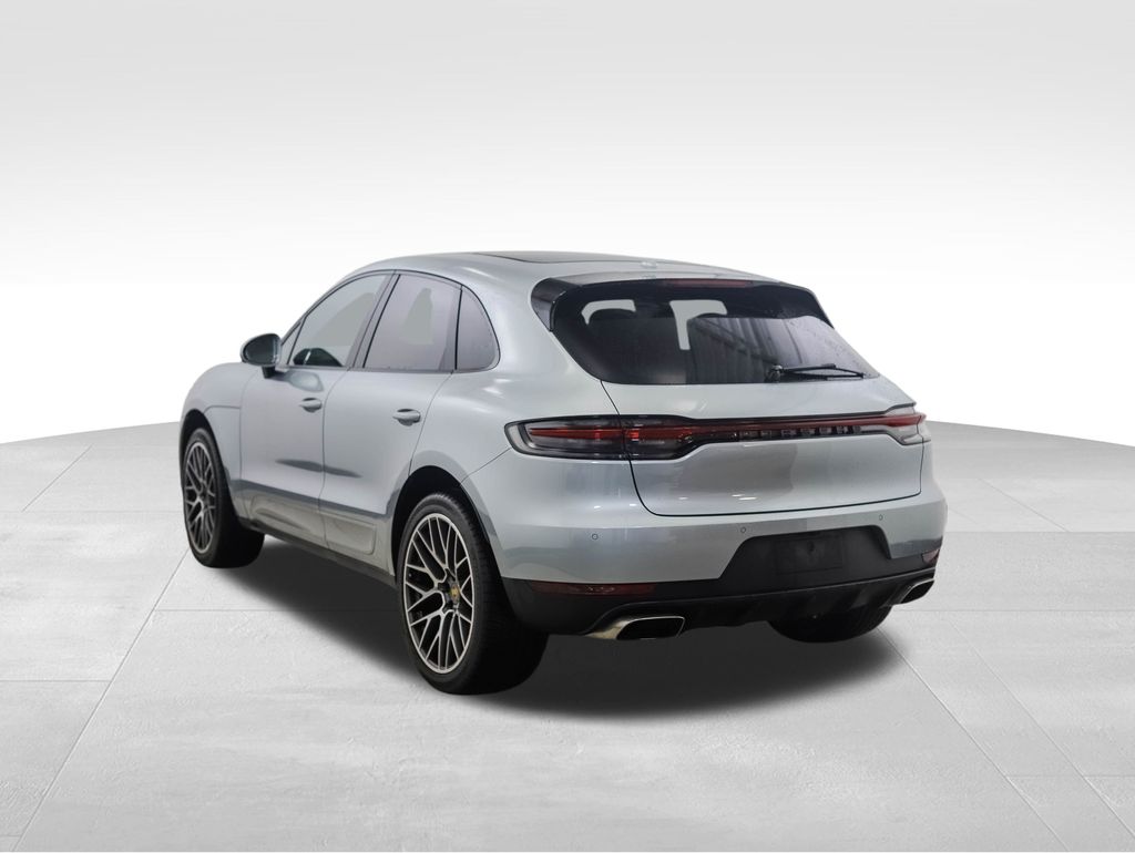 Thumbnail: 2020 Porsche Macan - 3