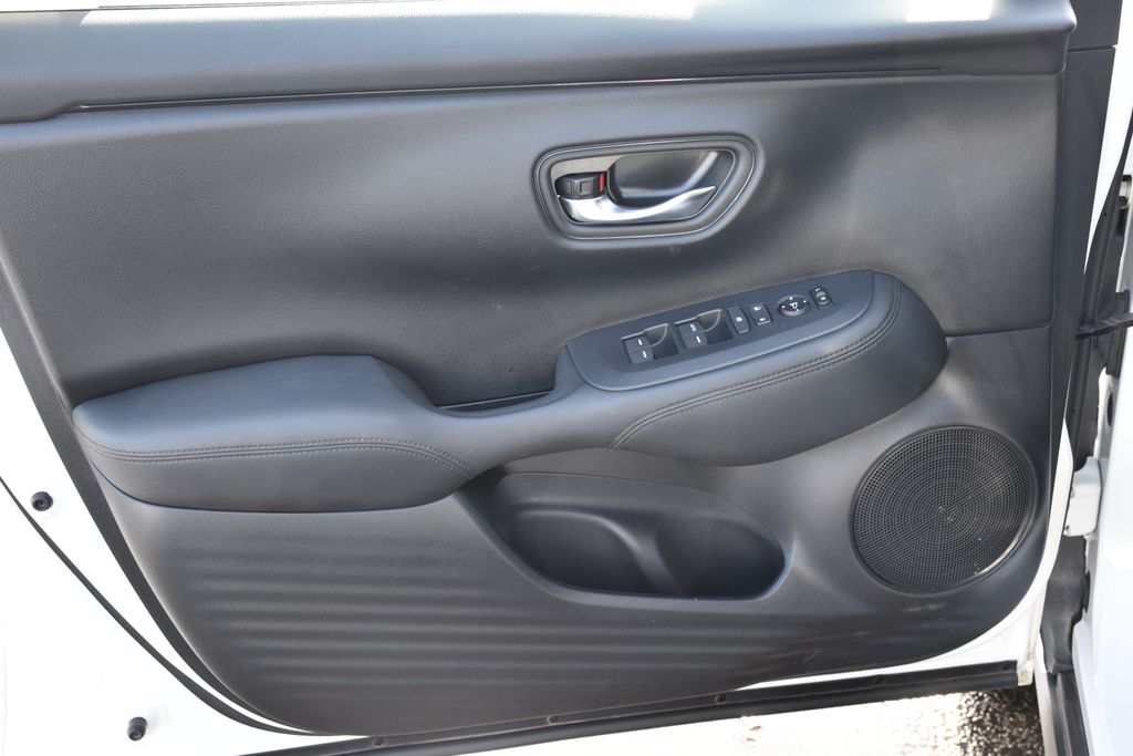 Thumbnail: 2023 Honda HR-V - 15