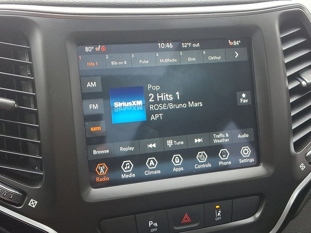 Thumbnail: 2021 Jeep Cherokee - 18