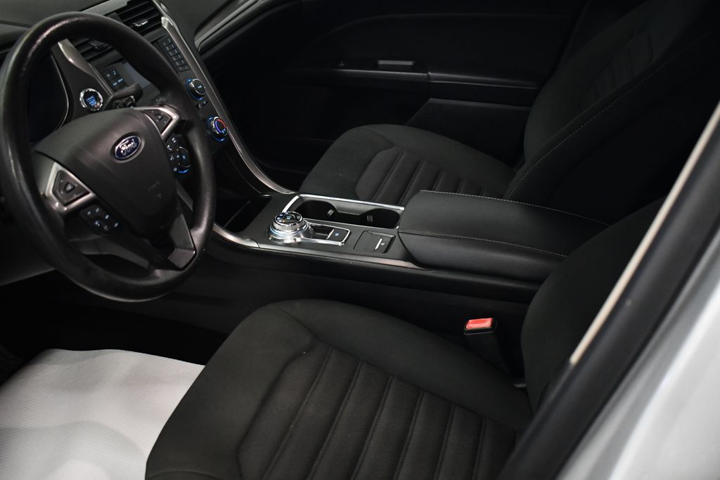 Thumbnail: 2018 Ford Fusion - 6