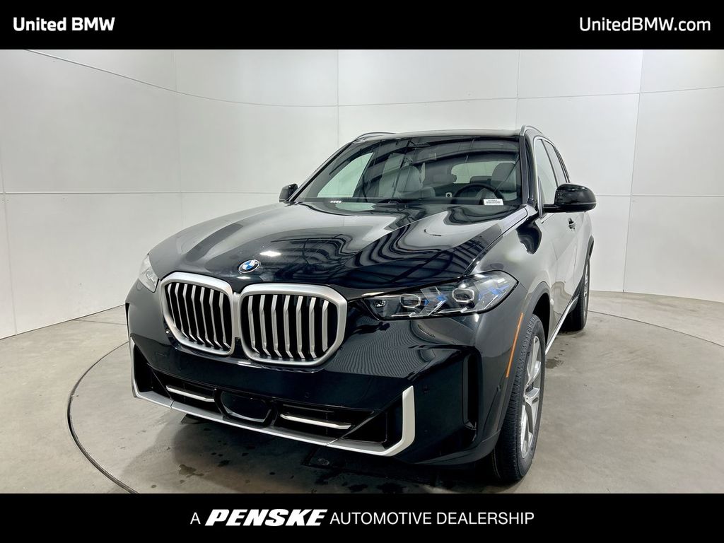 2026 BMW X5 sDrive40i Hero Image