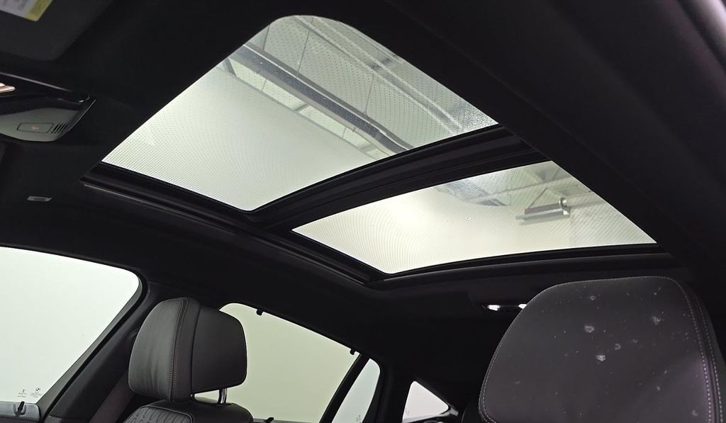 2022 Alpine White BMW X6 xDrive40i AWD SUV