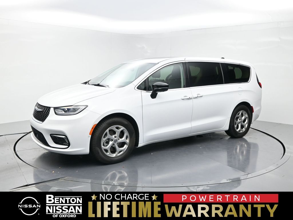 Bright White Clearcoat 2024 Chrysler Pacifica Limited FWD Minivan Front-Wheel Drive 9-Speed Automatic