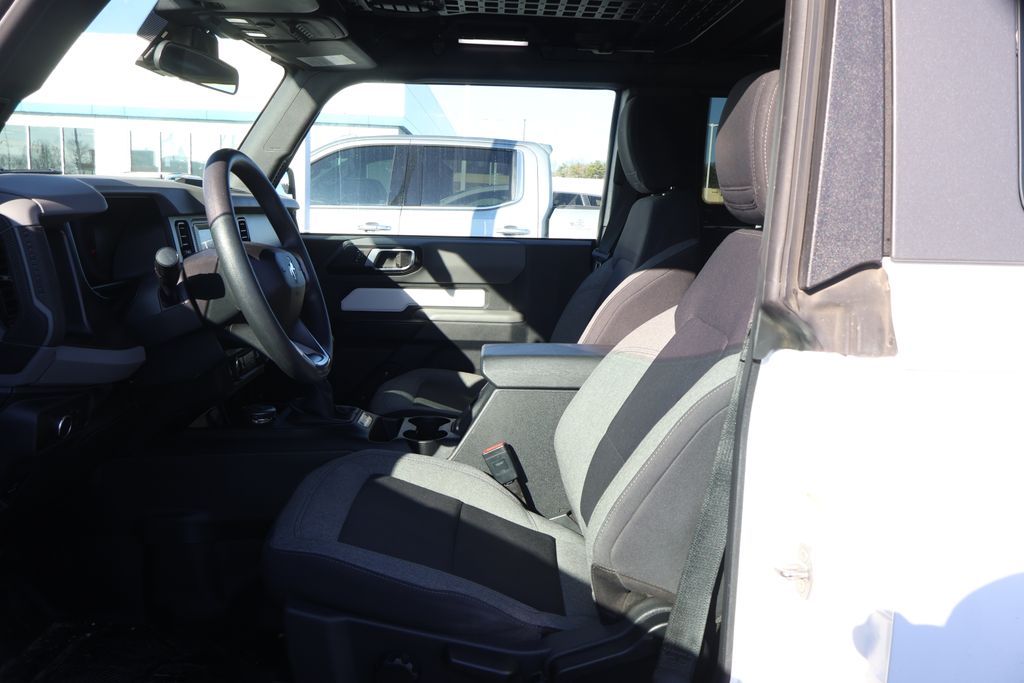 Thumbnail: 2022 Ford Bronco - 8