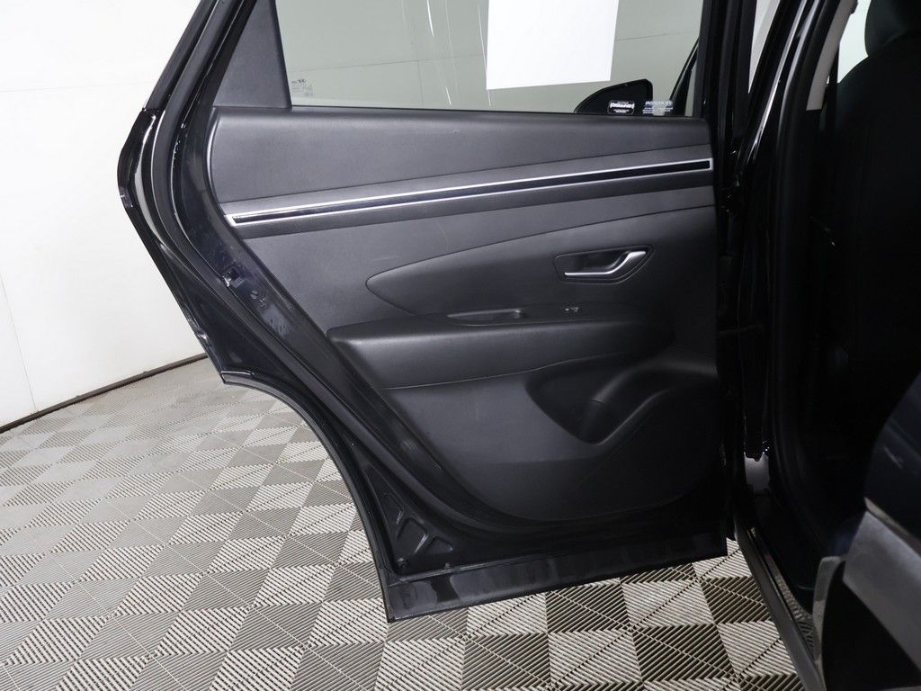 Used 2023 Black Hyundai SEL image 21