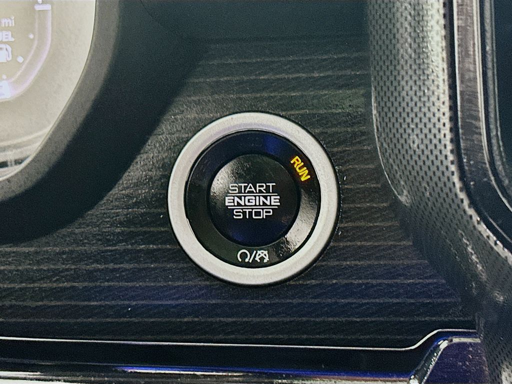 Used 2023 White Ram Limited image 27